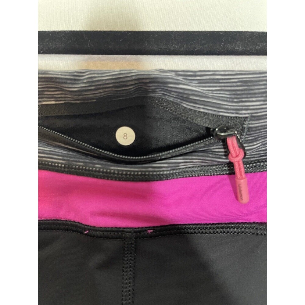 Lululemon Run: Inspire Crop II Size 8 Black Wee Are From Space Black Paris Pink - Picture 8 of 11